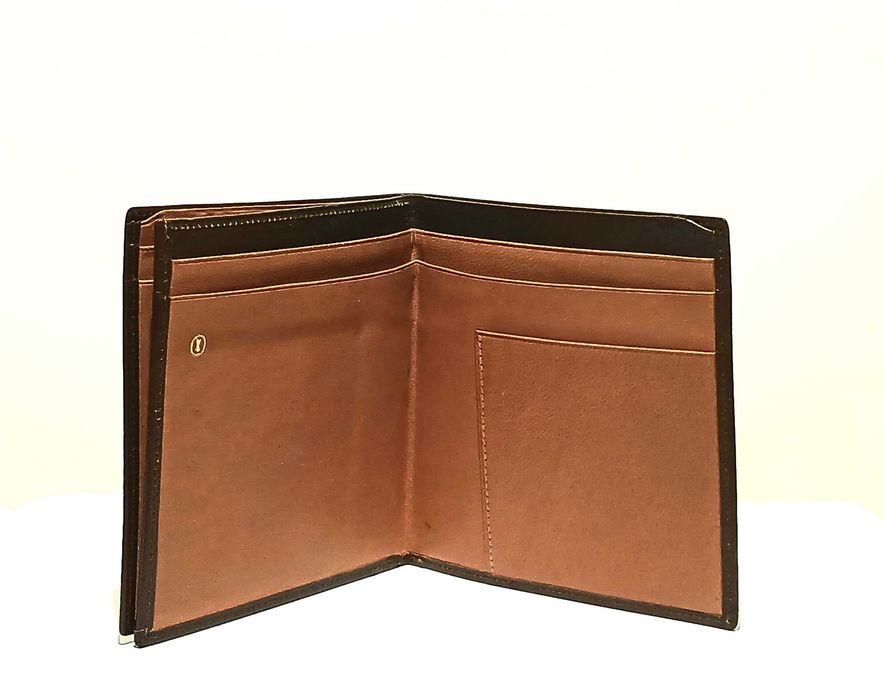 Продам чоловіче гаманець  Germany з натуральної шкіри коричновий
