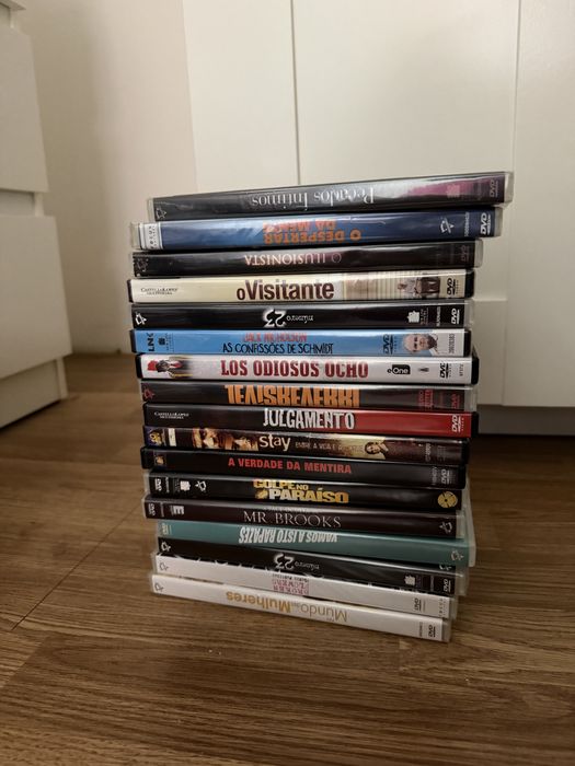 Vendo filmes em dvd