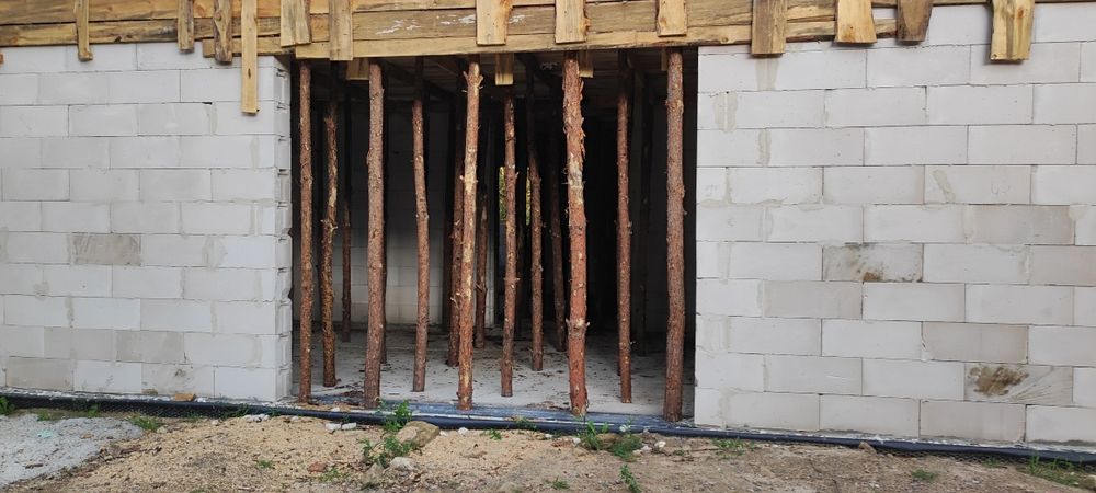 Stemple budowlane drewniane