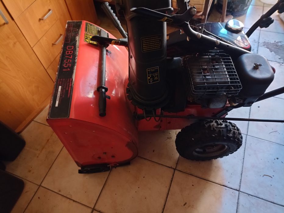 Sprzedam odśnieżarkę spalinową Master Snow