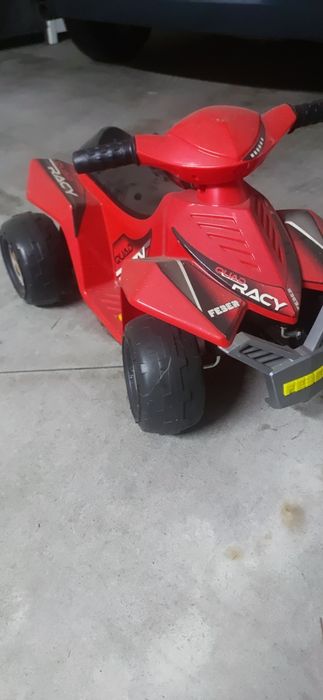 Moto 4 Elétrica Quad Racy Feber 6V 18M+

Copiado
€ 59.99
