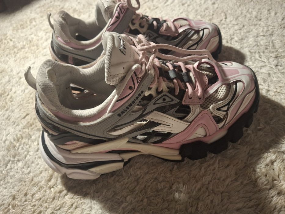 BALENCIAGA Track 2