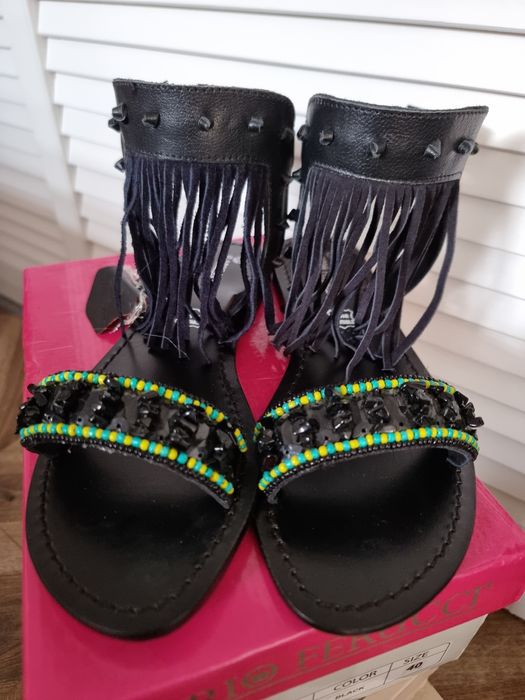 Sandały czarne skóra naturlana 40 koraliki