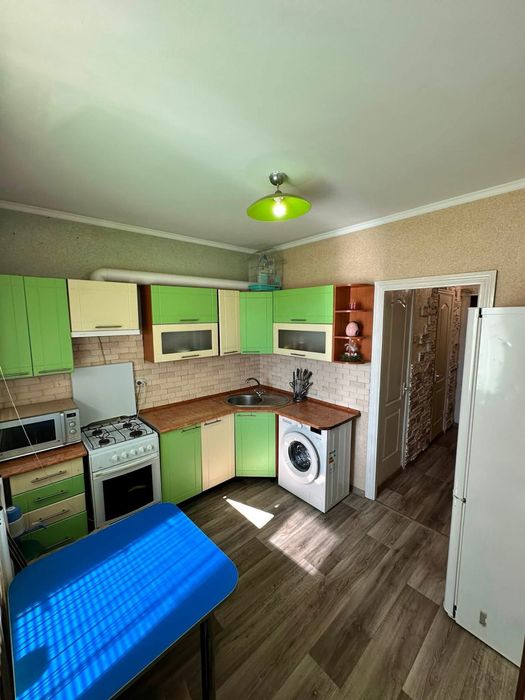 Продаж 1 кімнатноі квартири  на Калініна 4