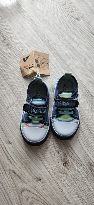 Trampki rozmiar 21