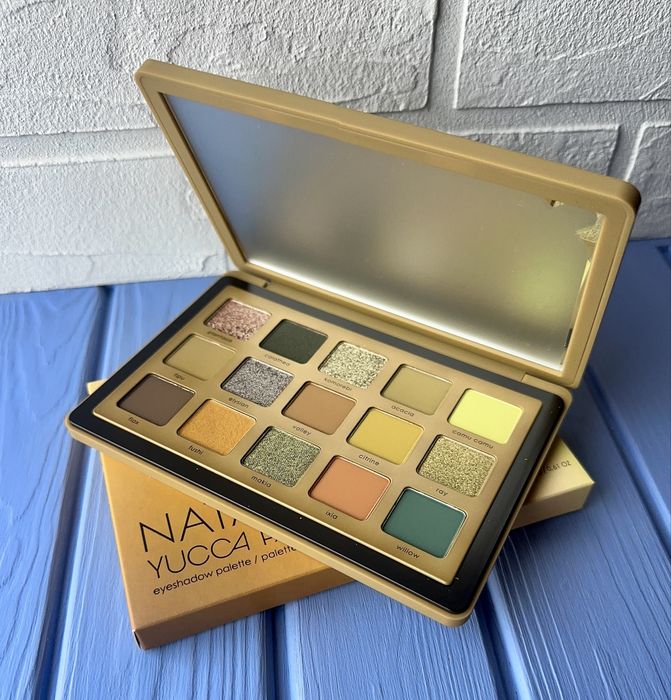Natasha Denona Yucca Eyeshadow Палетка тіней для повік