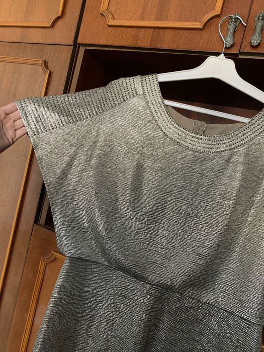 Суконка жіноча.