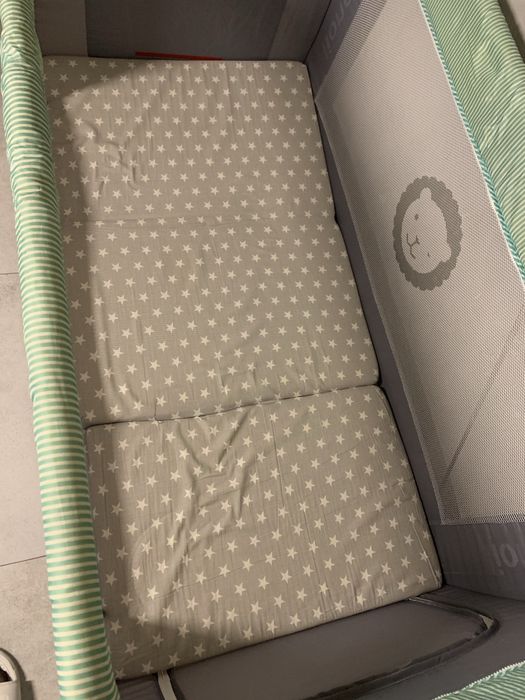 Łóżeczko turystyczne Lionelo + materac (jak nowe )