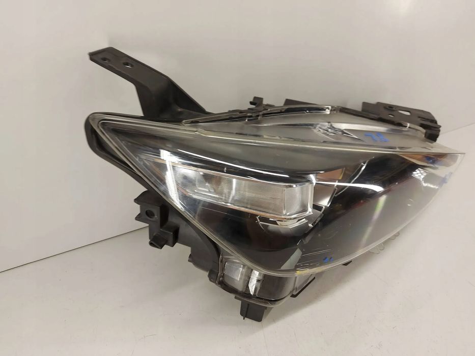 mazda cx-3 15- prawa lampa przednia przód reflektor
