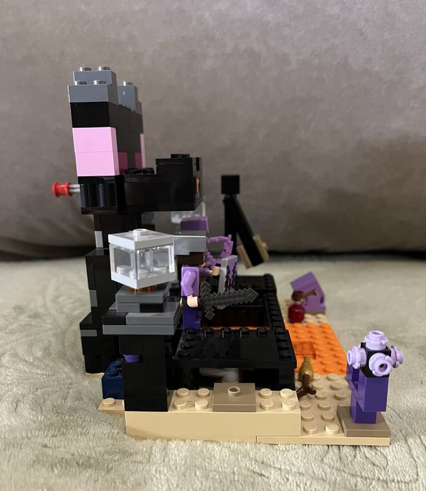LEGO Minecraft Кінцева арена (21242)