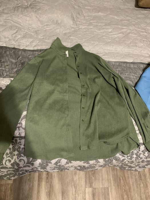 Футболки.            .