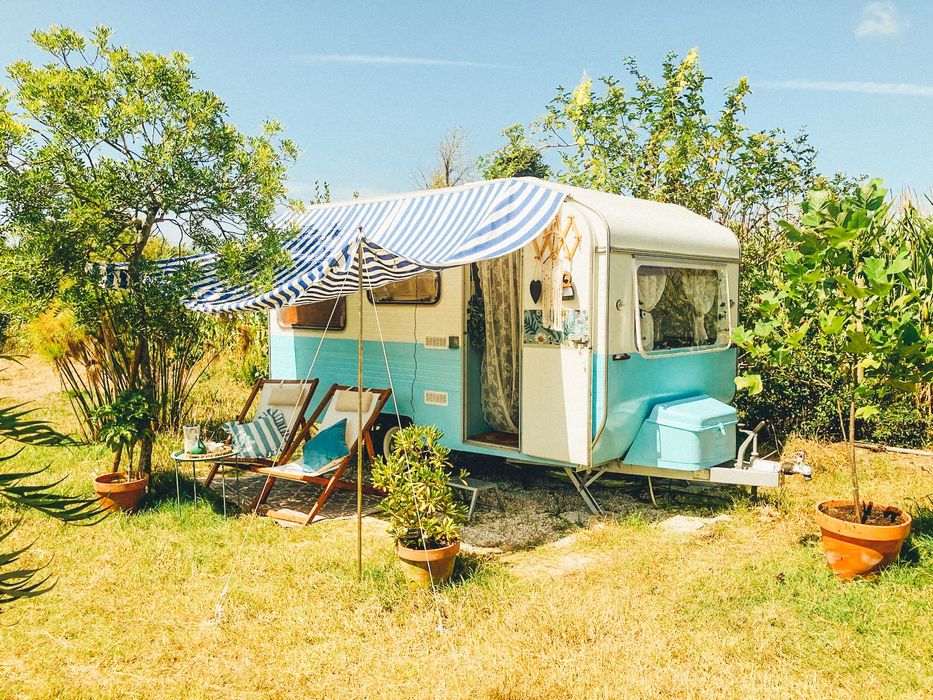 Caravana Vimara 390 Vintage Renovada | Um pequeno refúgio sobre rodas