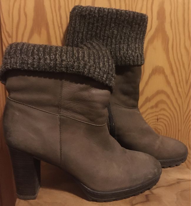 Botki zimowe, damskie, niemieckiej firmy Caprice, rozm. 38,5