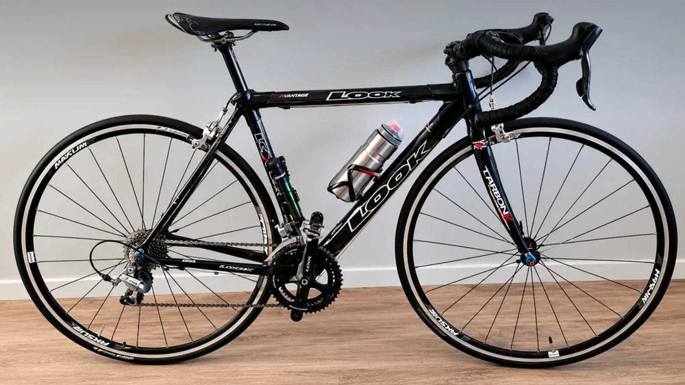 2 bicicletas de estrada em carbono