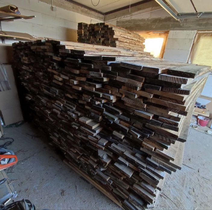 Tarcica dębowa, po suszarni. Deski Dębowe