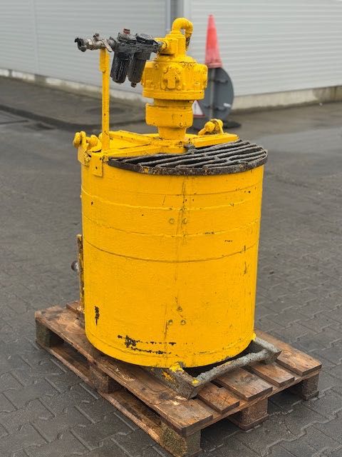 mieszalnik inercyjny do wiertnicy naęd pneumatyczny