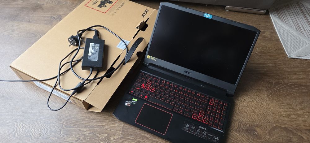 Laptop Acer Nitro 5 AN515-44-R2R3 Ryzen 5 16GB 512GB GTX1650 15,6cala