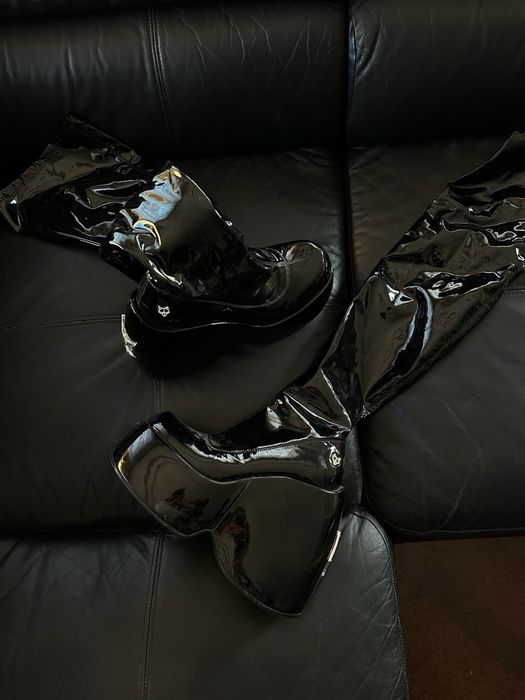 Ботфорты Naked Wolfe лаковые