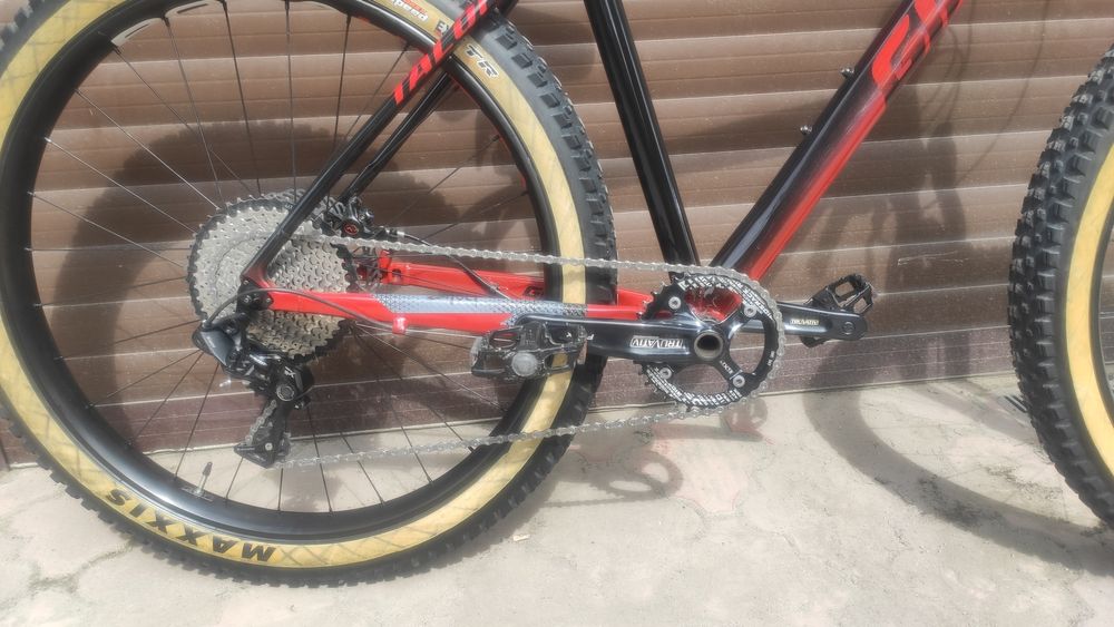 Велосипед GIANT talon 27,5*2.8 , гидравлика,воздуж.