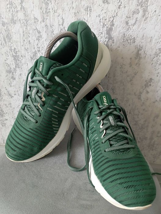Кросівки ASICS Dyna Flute 3.