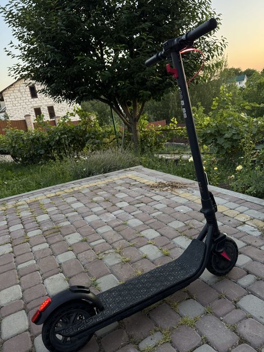 Електросамокат Sharp e-scooter