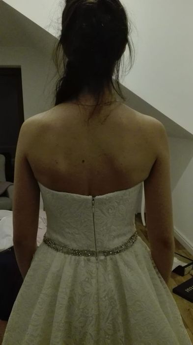 Koronkowa suknia ślubna r. 36