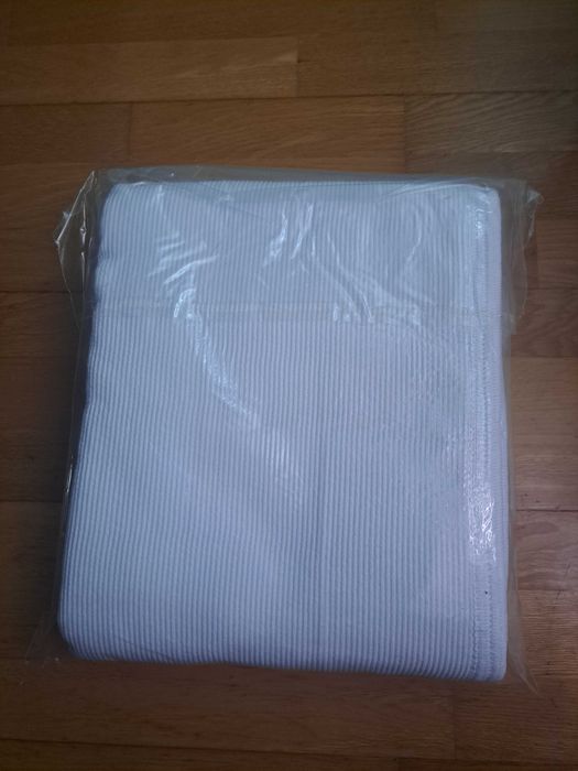 Manta cama de casal - Branca - Efeito Canelado - 180cmx260cm - Nova!