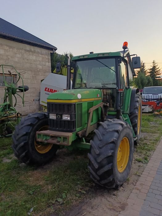 John Deere 6510 tur mx 2001 rok