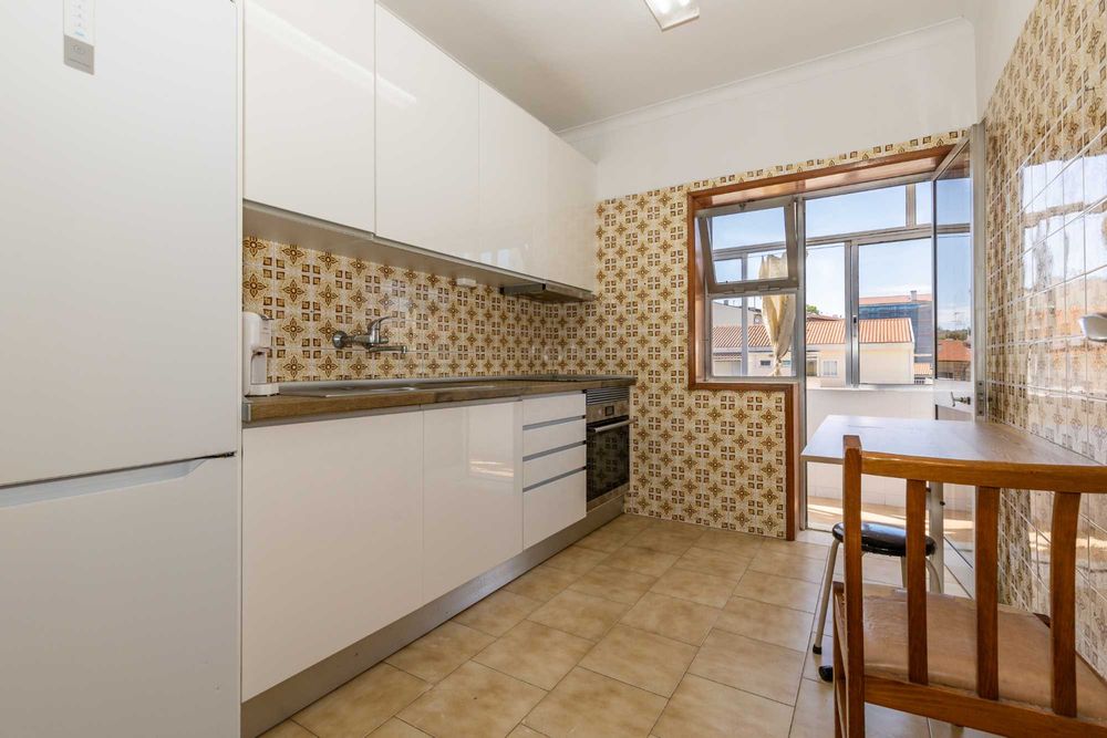 Apartamento T2+1 com garagem fechada em Ermesinde
