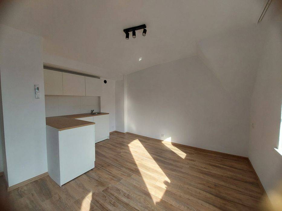 Wynajem mieszkania 51m2, 2 pokoje, poddasze, klimatyzacja