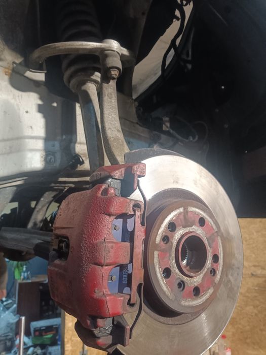 Цапфа Ричаг Кулак Mersedes ML W164