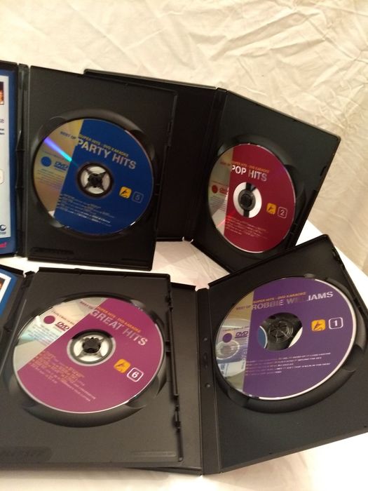 4 DVDs Karaoke Party Pop Hits - A festa em casa!