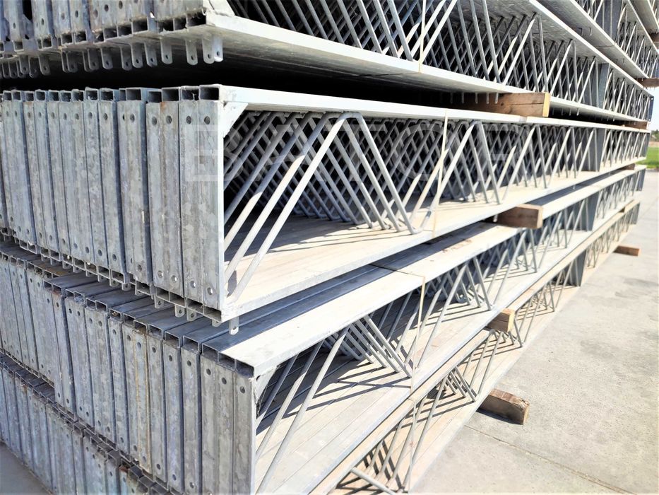 Kratownica dachowa używana konstrukcja stalowa hali wiązar wiaty obory