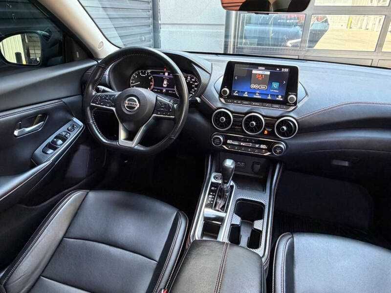 2022 Nissan Sentra SR