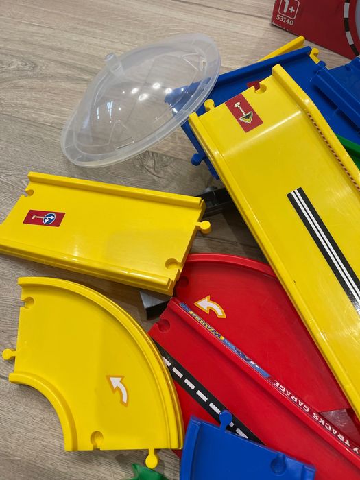 Ігровий набір Гараж із трасою Wader, паркінг