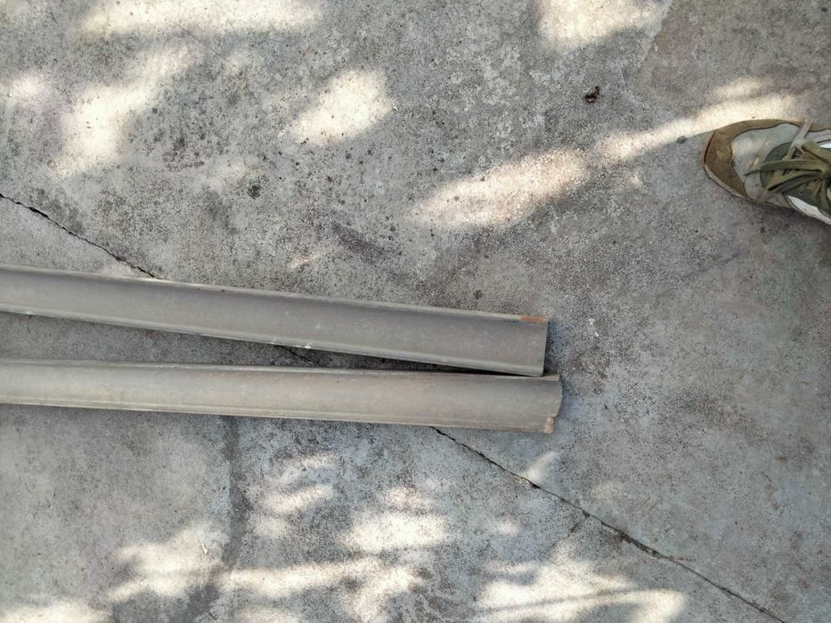 Duas bigas em ferro H galvanizado