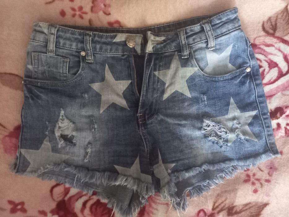 Джинсовые шорты модные