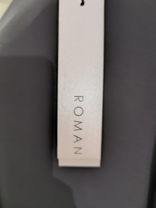 Nowa bluza Roman w rozmiarze 40