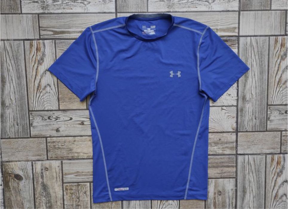 Компрессионная, термо футболкаUnder Armour