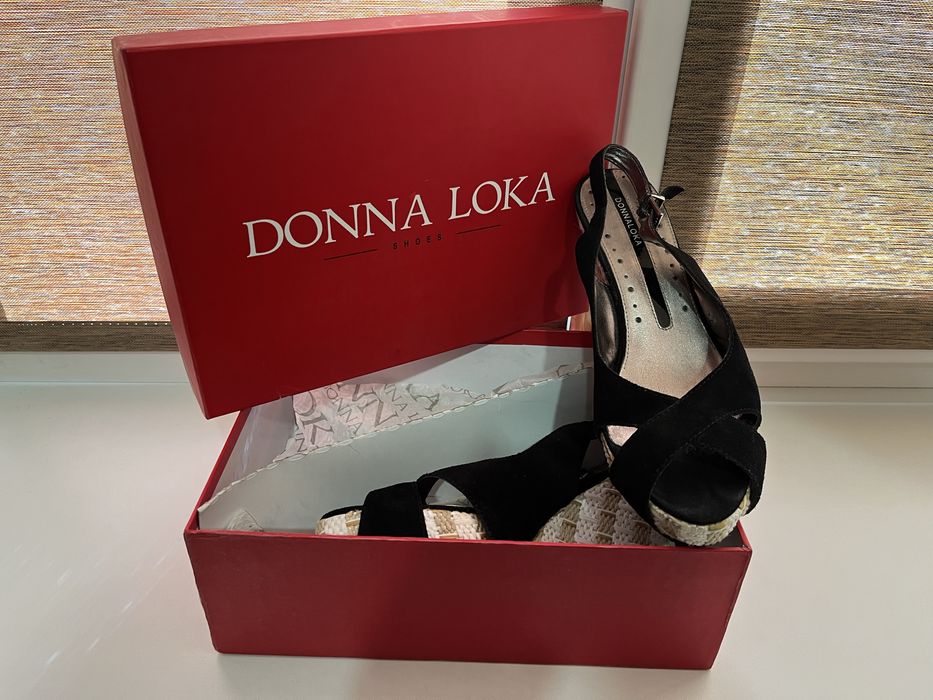 Босоніжки жіночі, Італія