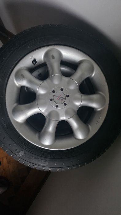 Rodas 14 com pneus