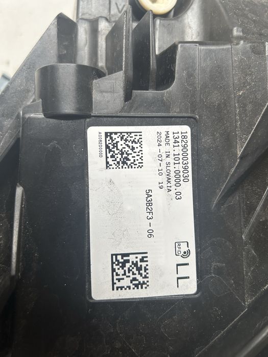 Farol esquerdo bmw serie 4 G22/G23/G26