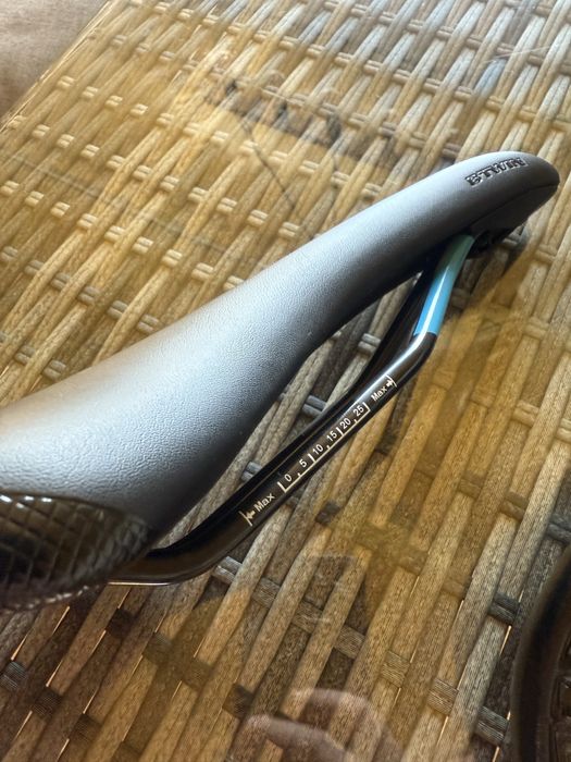 Siodelko B twin jak nowe