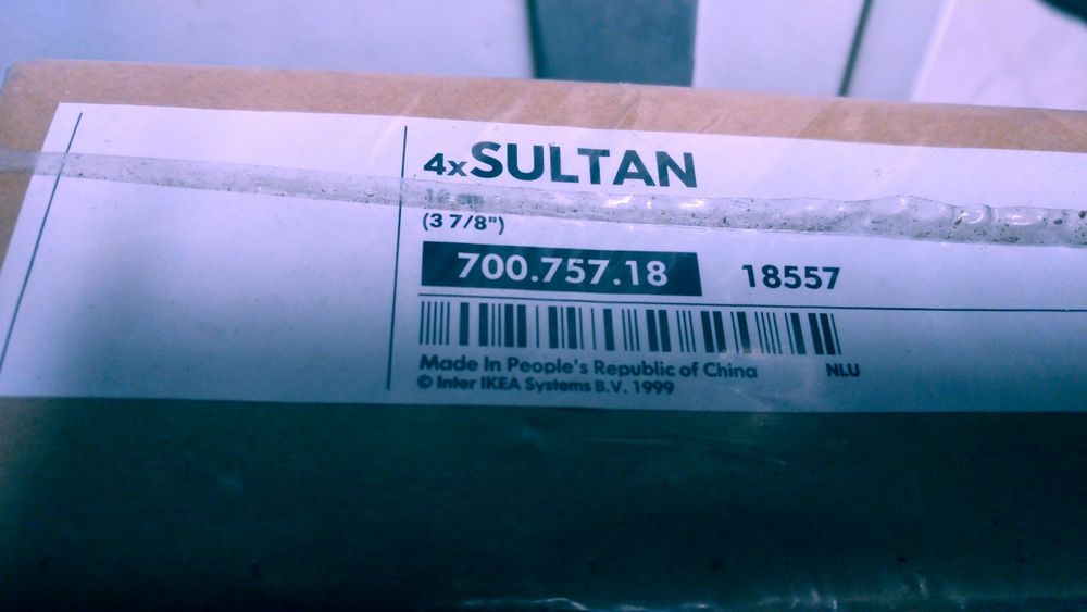 Sultan suportes  IKEA tenho (6) caixas  com 4  10€