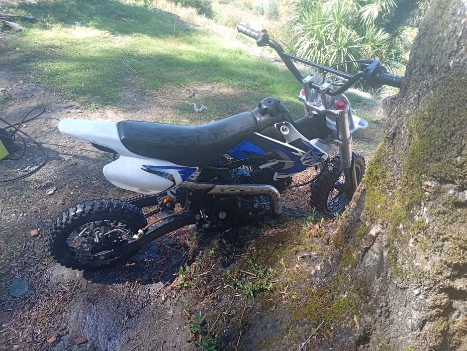 Vendo pit baik 125 e outra pra peças