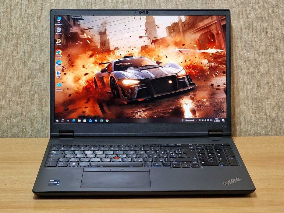 Ігровий Lenovo ThinkPad P16v Core i7-13800H NVIDIA RTX A1000 6Gb GDDR6