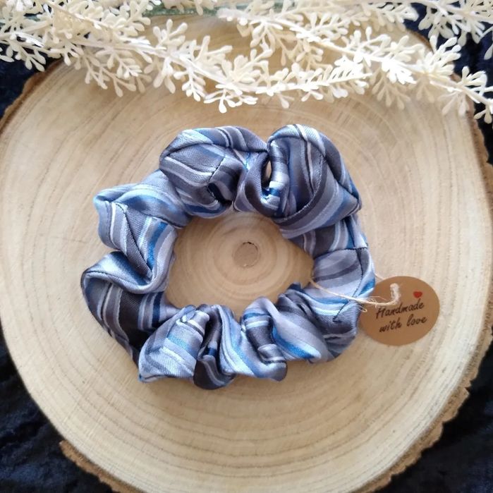 Nowa jedwabna gumka scrunchie