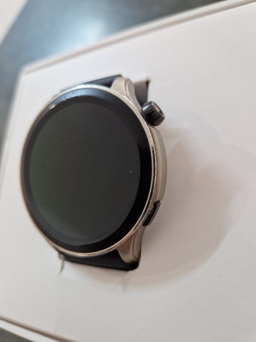 smartwatch amazfit gtr 4 preto
Relógio em