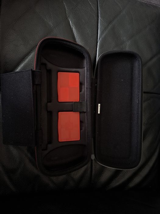 Nintendo Switch V2 – pełny zestaw, dobry stan