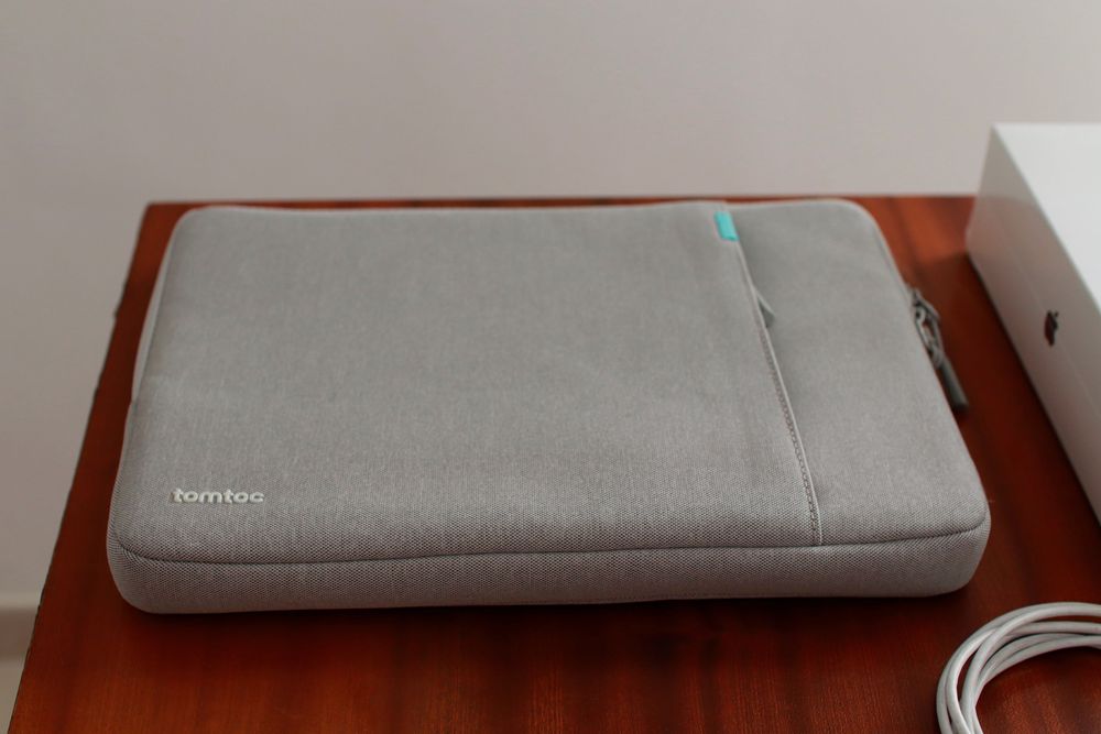MacBook Air M1 — 16GB RAM | 256GB SSD | Como Novo | Caixa Original | Acessórios